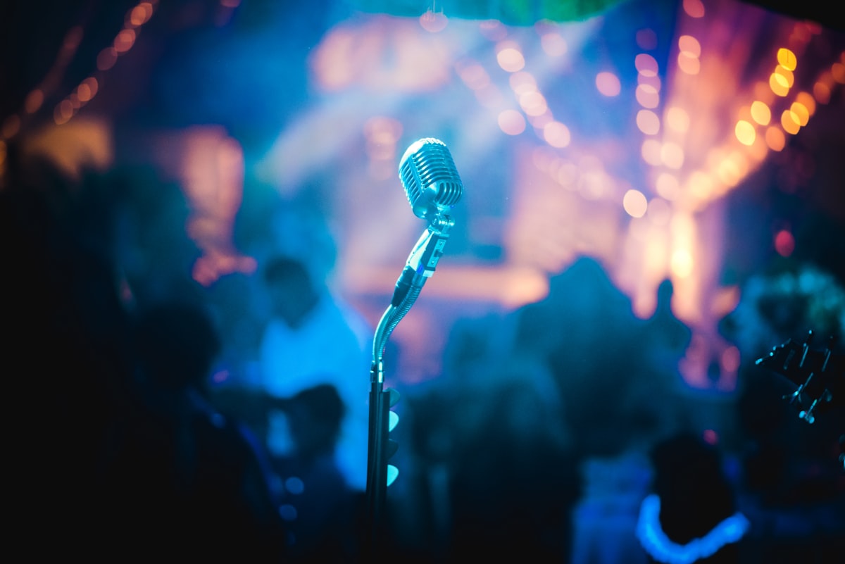 [Image: stage]